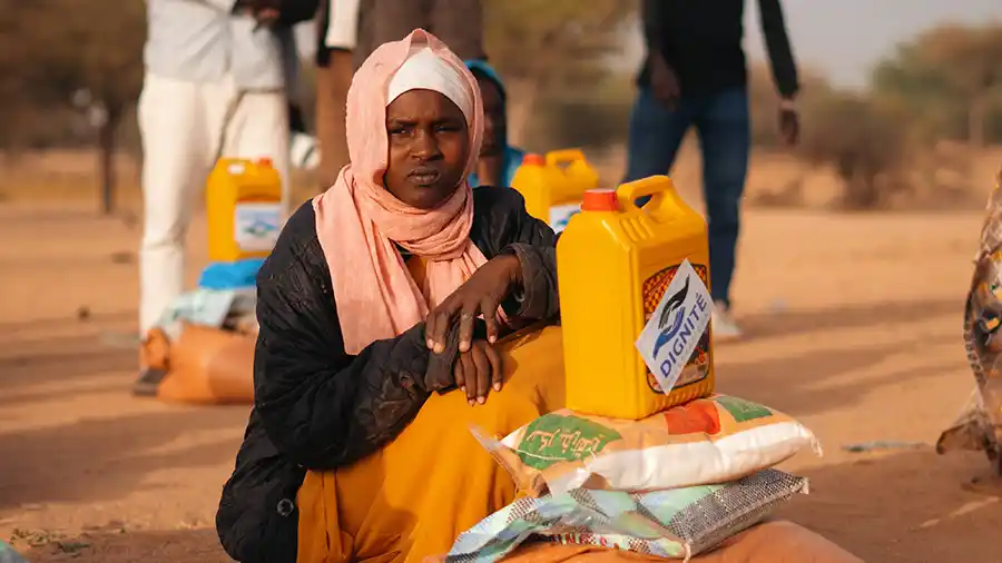 Distribution d’aide alimentaire auprès des réfugiés soudanais